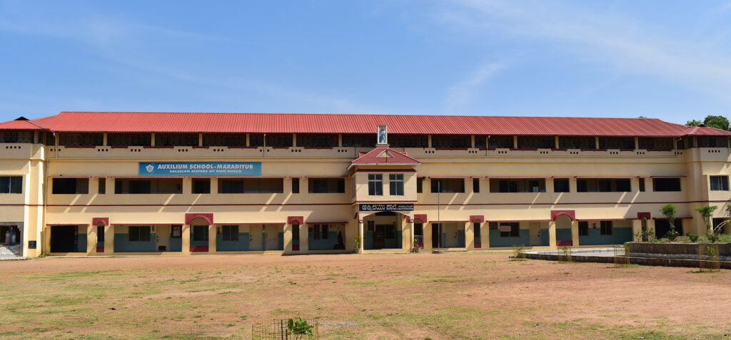 schoolbuilding